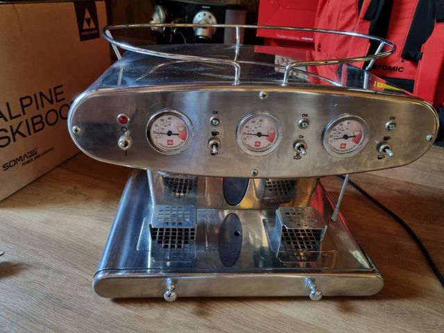 Gafetera illy profesional