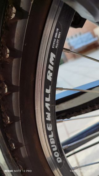 Bicicleta eléctrica holandesa mihatra