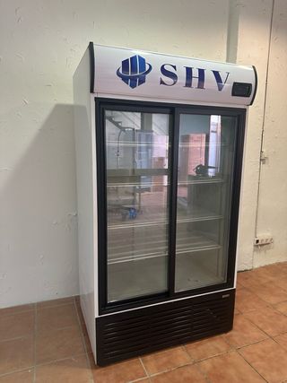 Nevera expositora de dos puertas corredera 