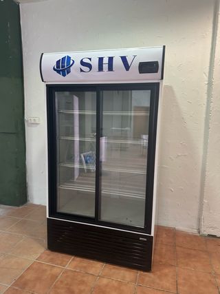 Nevera expositora de dos puertas corredera 