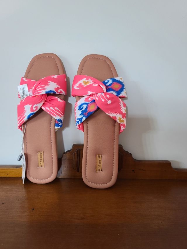 CHANCLAS NUEVAS COMODISIMAS
