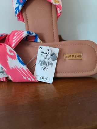 CHANCLAS NUEVAS COMODISIMAS