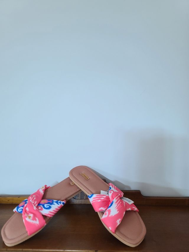 CHANCLAS NUEVAS COMODISIMAS