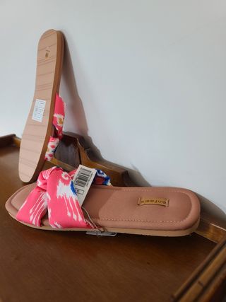 CHANCLAS NUEVAS COMODISIMAS