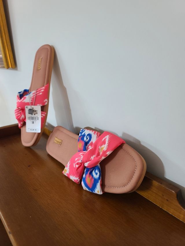 CHANCLAS NUEVAS COMODISIMAS