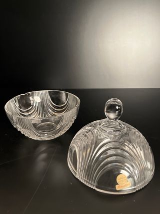 centro tavola Portacioccolatini  in cristallo .