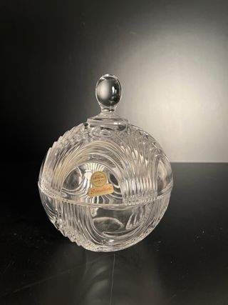 centro tavola Portacioccolatini  in cristallo .