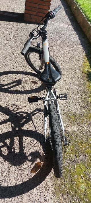 Bicicleta infantil connor suptník WRC 20"