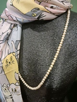 Collar perlas vintage con broche dorado