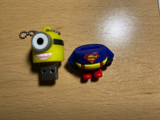 USB Minions de 8gb