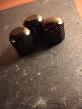 BOTONES METALICOS GUITARRA/BAJO