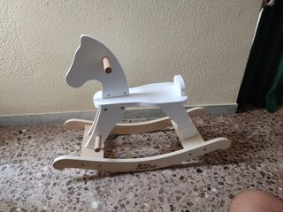 Caballo balancín 