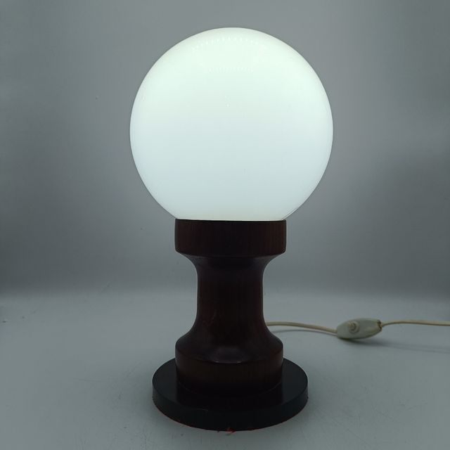 Lámpara de mesa años 60.