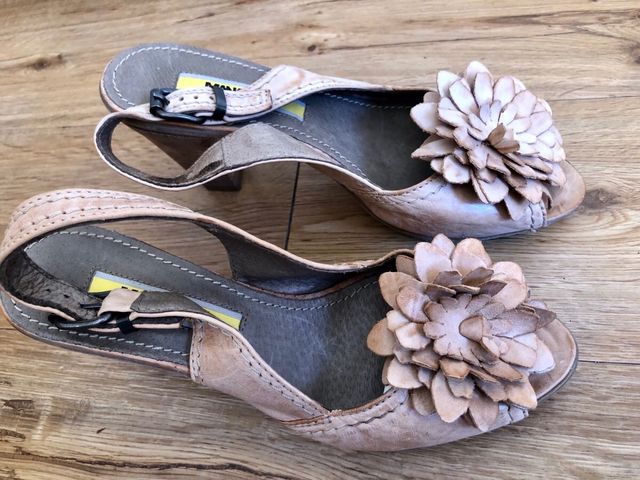 Sandalias italianas  de piel alta calidad 