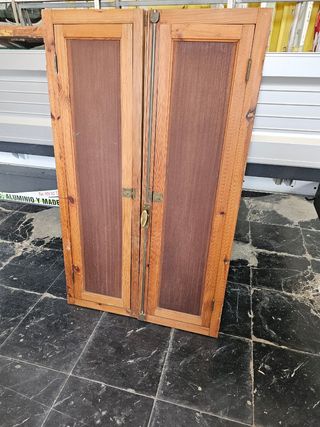 Ventanas mallorquinas portillones madera
