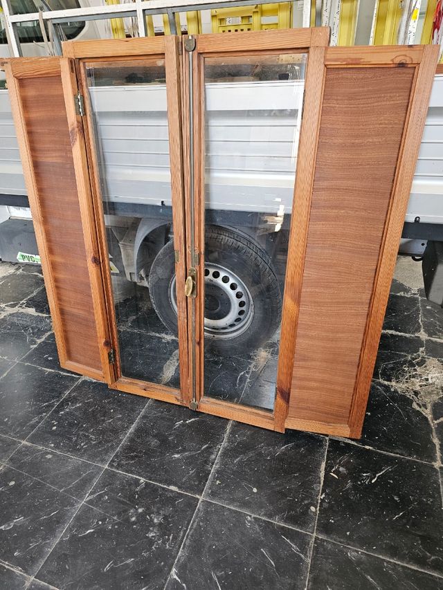 Ventanas mallorquinas portillones madera