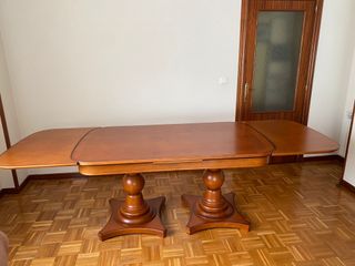 MESA DE COMEDOR
