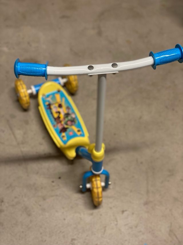 Patinete infantil toy story