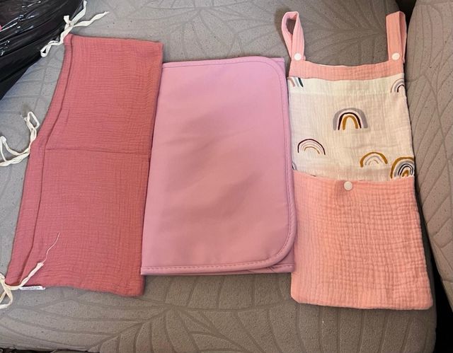 Bolsa almacenamiento cuna,babero plastico y paños