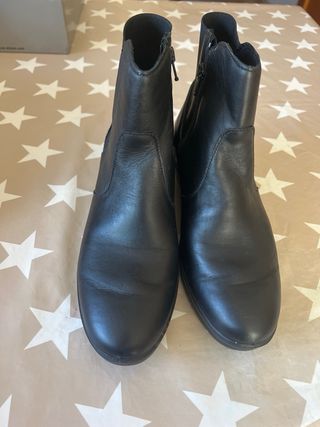 Botines piel con cuña marca IMAC T40