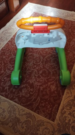 Andador con sonidos fischer price