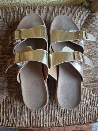 Sandalias plataforma doradas