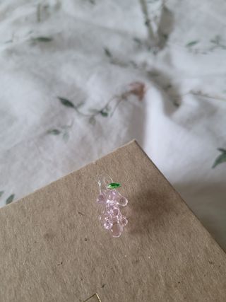 Charm uva cristal