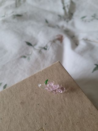 Charm uva cristal