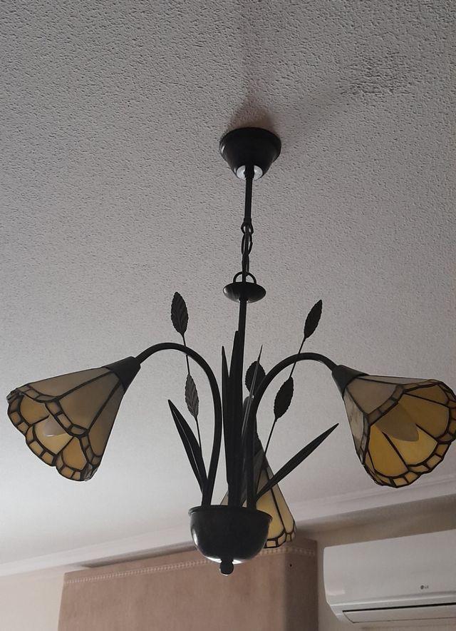 Lámpara rústica de forja y otra de regalo