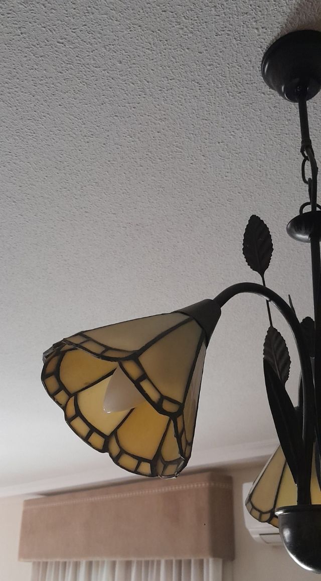 Lámpara rústica de forja y otra de regalo