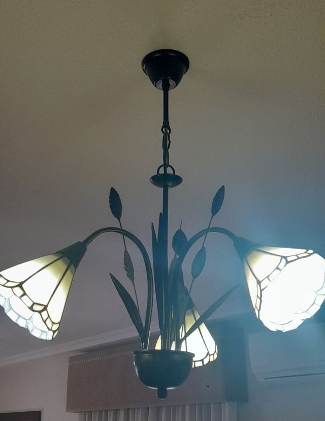 Lámpara rústica de forja y otra de regalo