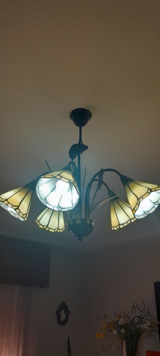 Lámpara rústica de forja y otra de regalo