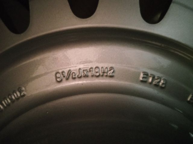 Llanta original mercedes