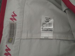 Pantalón corto con sobre falda 