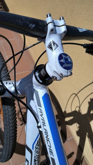 Mountain-bike aluminio gt avalanche