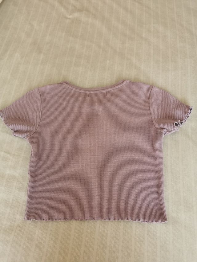 Top Pull&Bear talla M color lila.