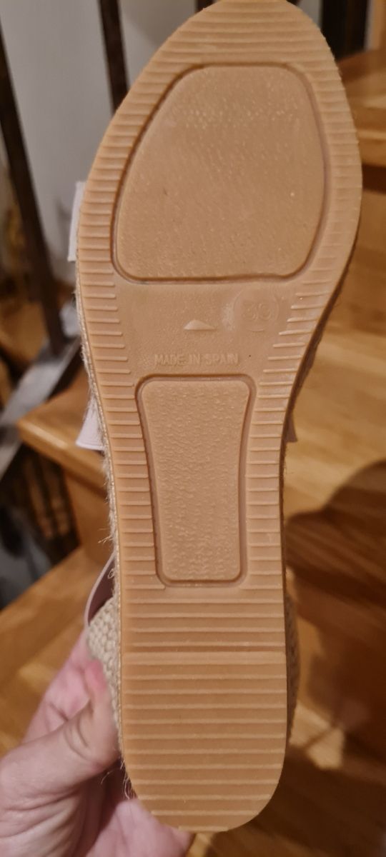 Sandalias a estrenar 