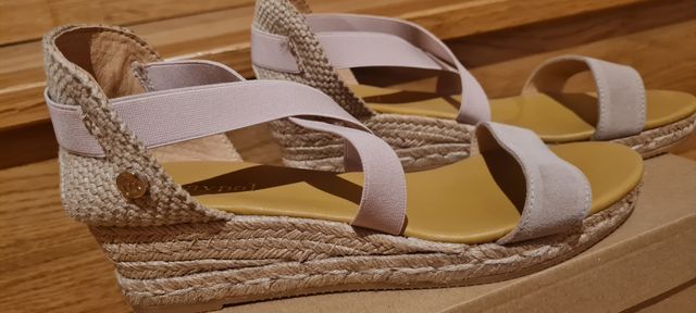 Sandalias a estrenar 