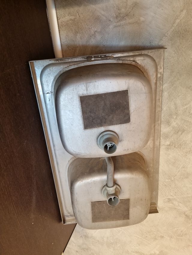 Fregadero exterior doble seno