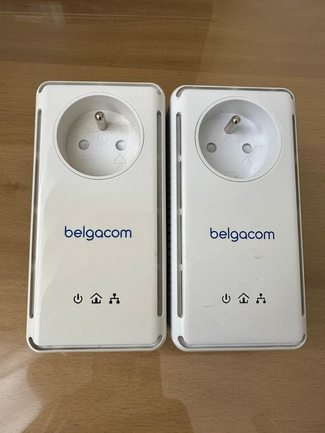 Repetidor señal internet por red eléctrica