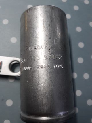 Condensadores electrolíticos Antiguos