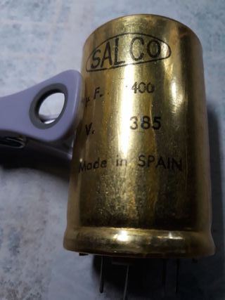 Condensadores electrolíticos Antiguos