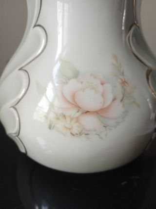 JARRÓN DE PORCELANA HENAR