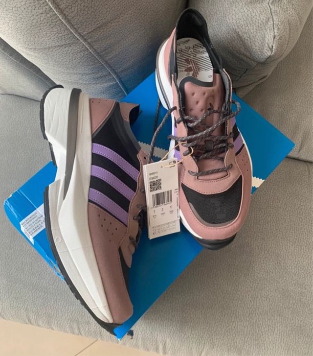 Scarpe Adidas Esiod nuove