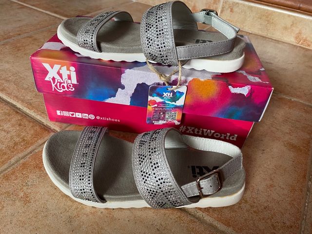 Sandalias Xti