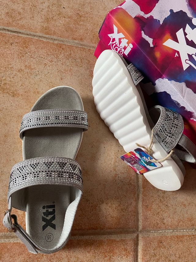 Sandalias Xti