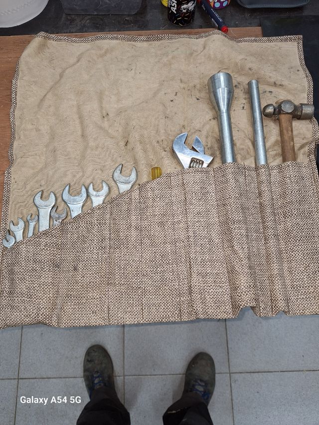 Herramientas camión antiguo