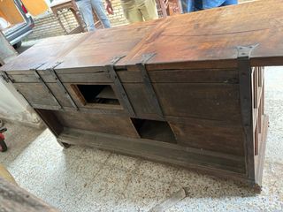 Mueble tocadiscos / aparador vintage madera maciza