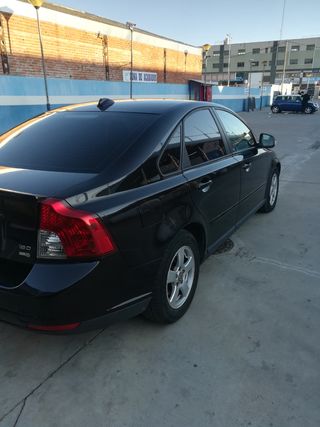 Volvo S40 2010