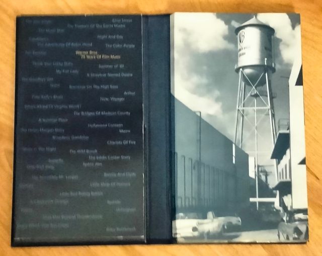 WARNER BROS 75 YEARS - MÚSICA CINE COLECCIÓN